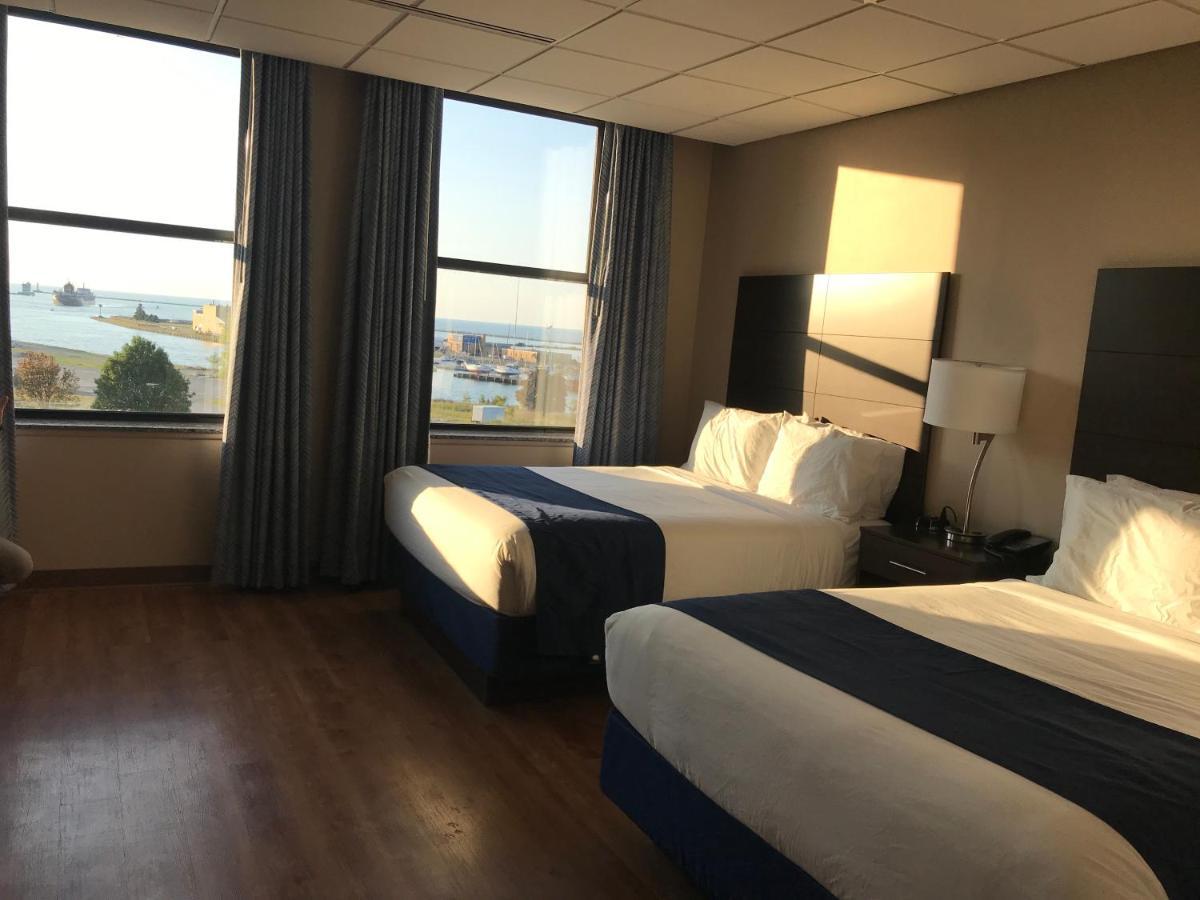 Ariel Broadway Hotel Lorain Екстериор снимка